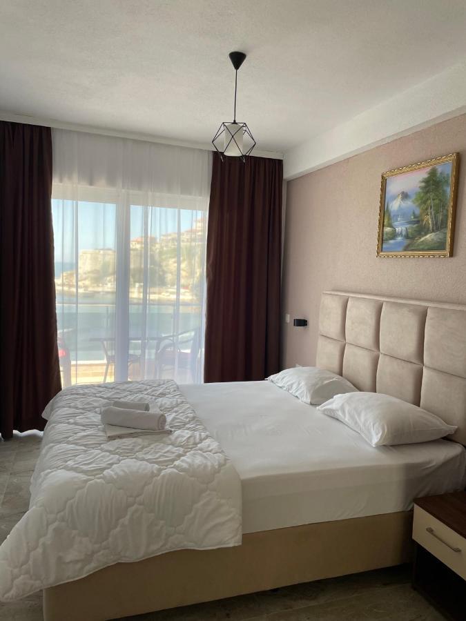 Riva Bed and Breakfast Ulcinj Buitenkant foto